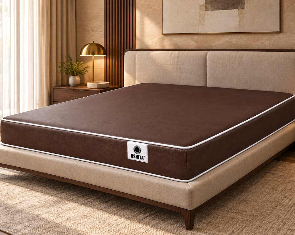 ที่นอนหุ้ม PVC สีน้ำตาล ASHITA Ucomfort ในห้องนอนพรีเมียม